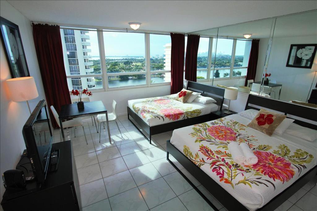 Castle 1118 Studio Bayview Direct Beach Access, Tennis, Pool, Restaurants, Free Parking Miami Beach Exterior photo