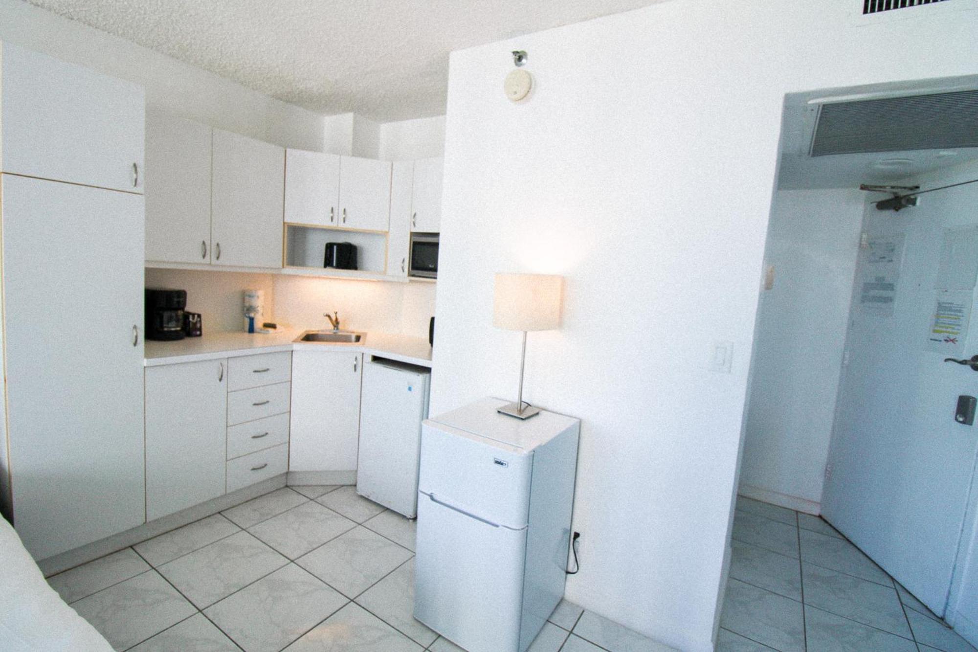 Castle 1118 Studio Bayview Direct Beach Access, Tennis, Pool, Restaurants, Free Parking Miami Beach Exterior photo